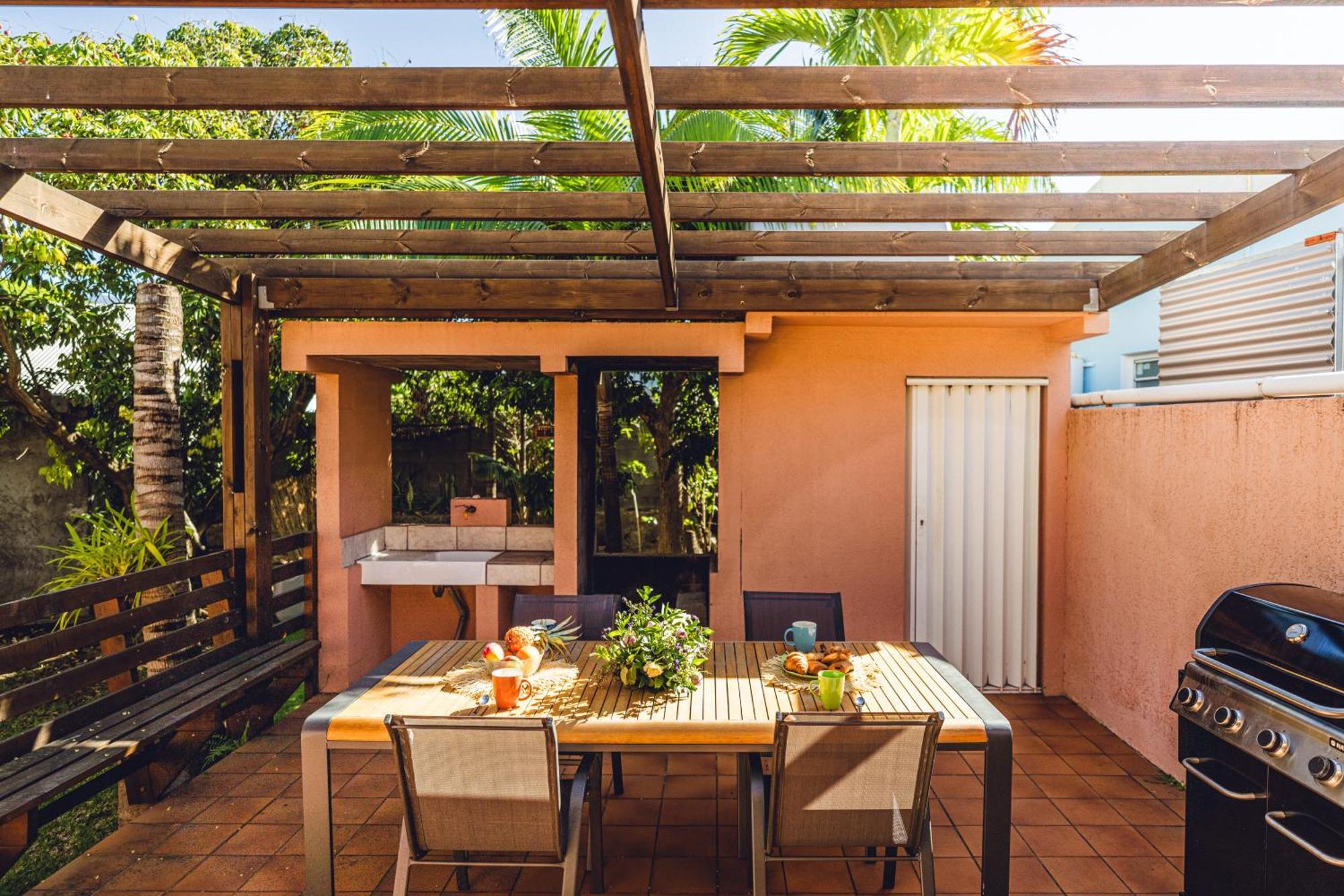 L'Oasis Saint Pierroise Et Son Jacuzzi Villa Luaran gambar